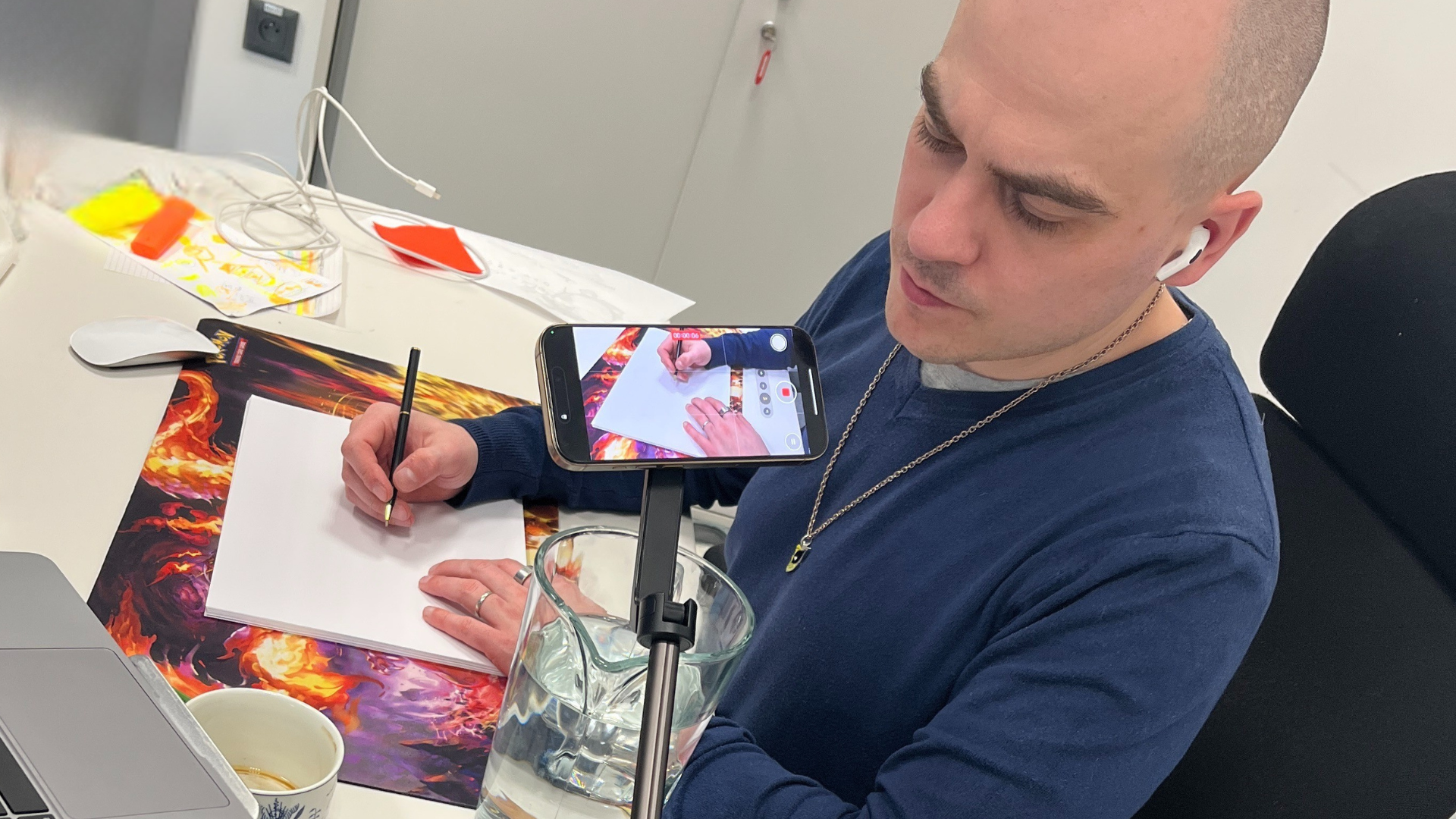 Zjistěte více o tom, jaké Vám mohou AI zaměstnanci přinést výhody a jak Vám můžeme pomoci dosáhnout Vašich cílů. Kontaktujte nás pro konzultaci nebo demo ukázku, nebo se zúčastněte interaktivního workshopu či webináře a objevte svět AI na vlastní kůži.